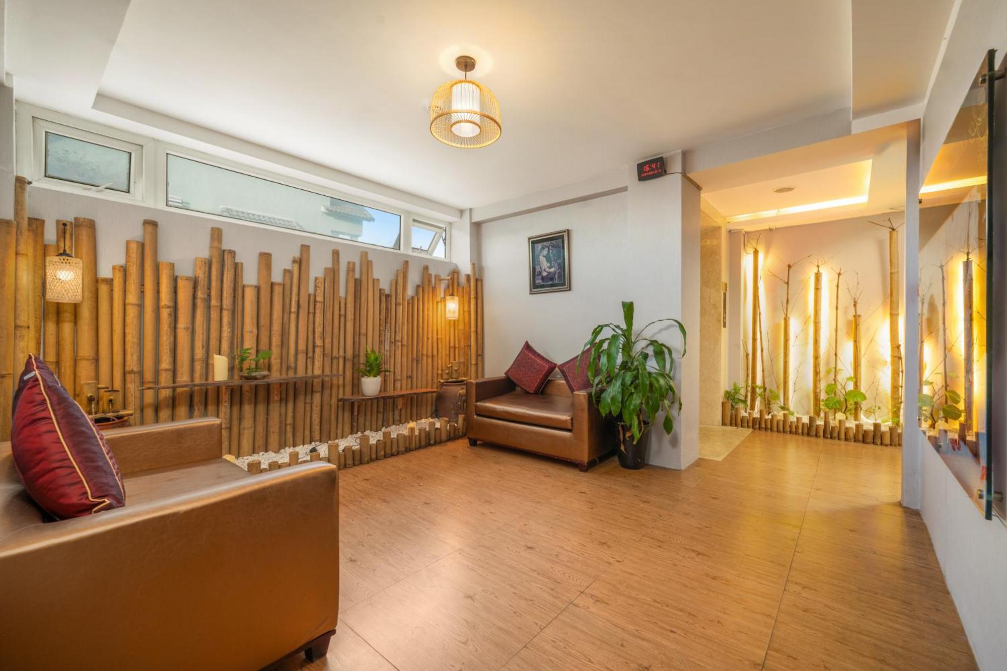 Vina Spa Hotel Hue Exterior photo