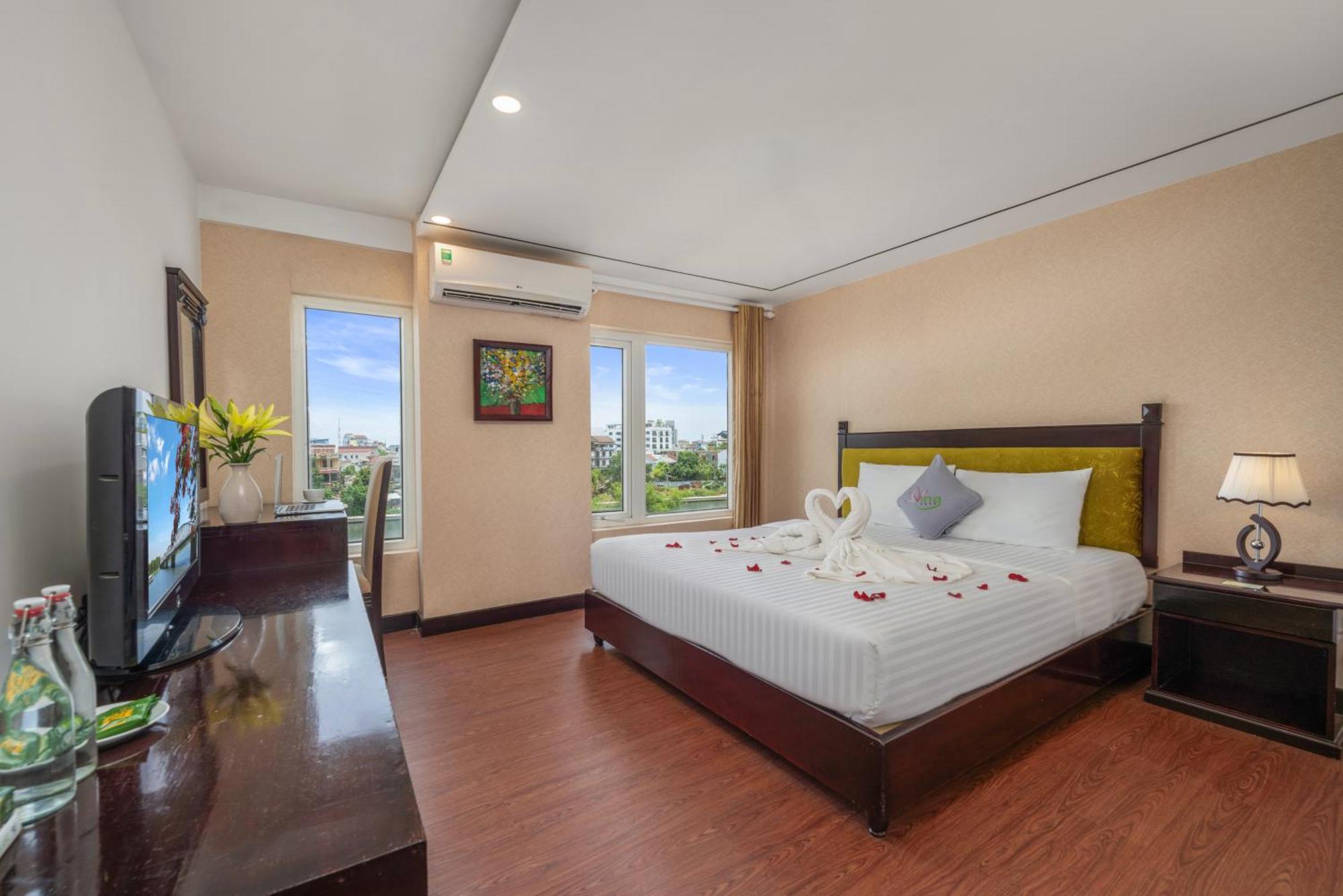 Vina Spa Hotel Hue Exterior photo